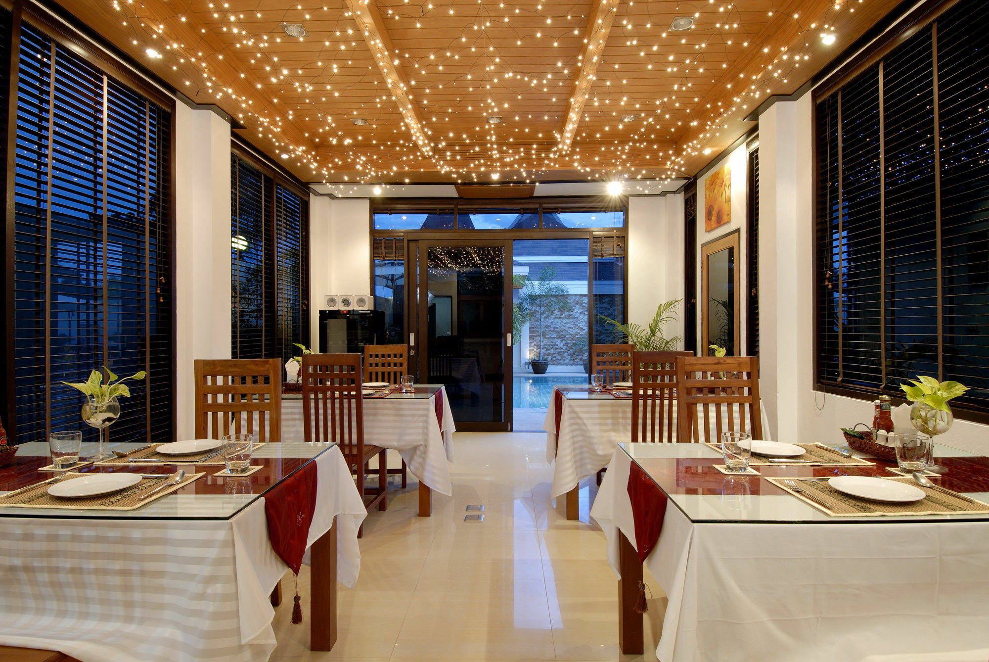 The Iris Pool Villa Rawai Exterior foto